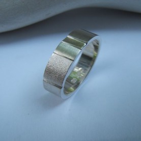 Ring matteringen zilver
